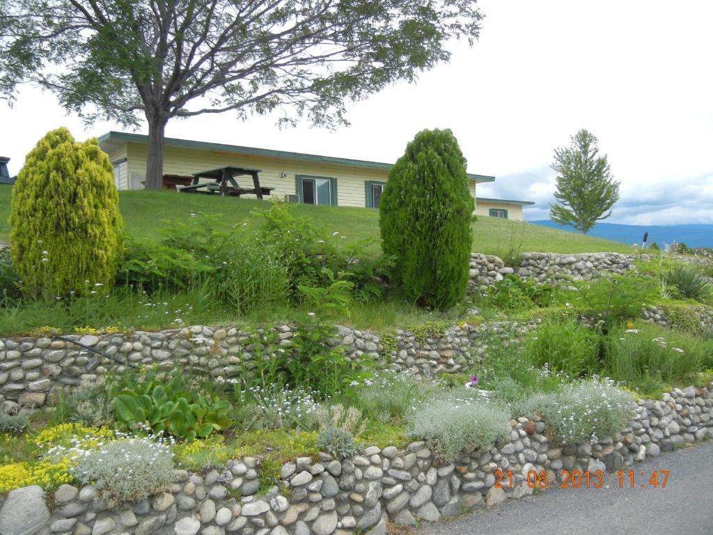 Pleasant View Motel Summerland Exterior foto